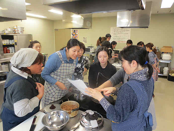 士幌町「佐倉地区女性学級　国際料理教室（ブラジル料理）」