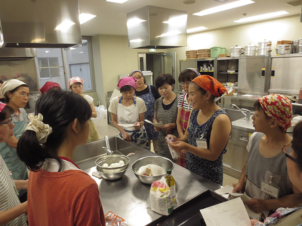 士幌町「国際料理教室（モンゴル料理）」